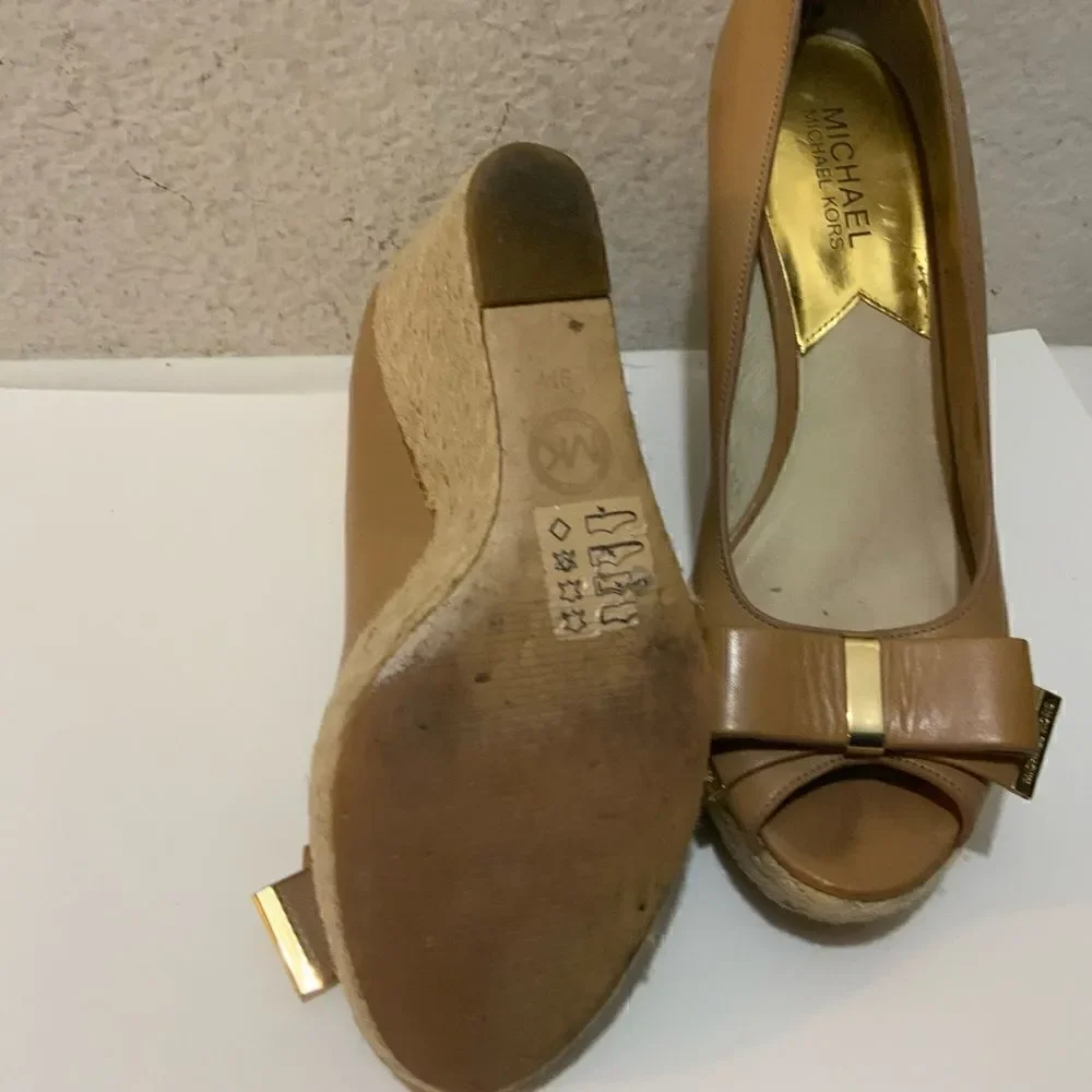 Michael Kors good